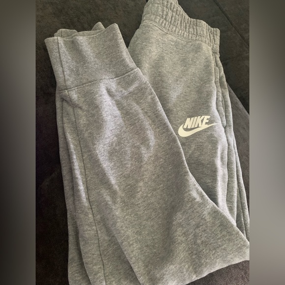 Nike Slim Fit sweat pants - Picture 4 of 4